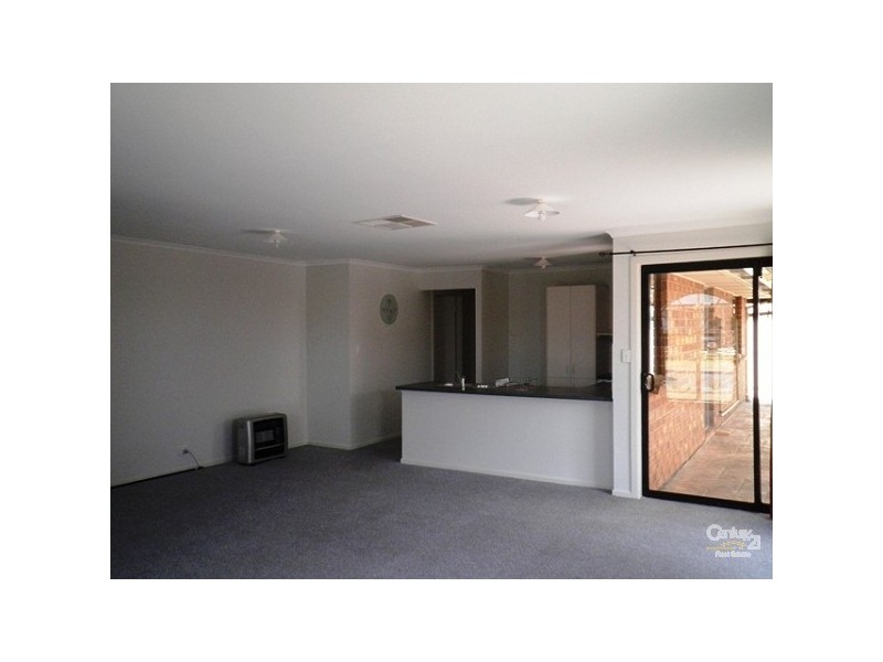 10 Cockle Avenue, Aldinga Beach SA 5173