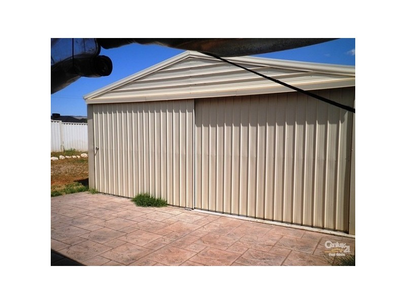 10 Cockle Avenue, Aldinga Beach SA 5173