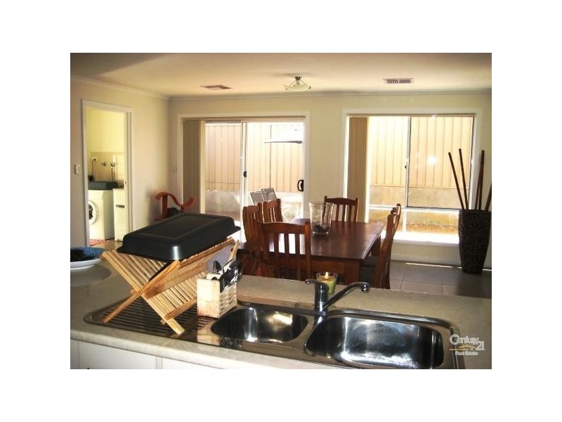 24 Grey box Avenue, Noarlunga Centre SA 5168