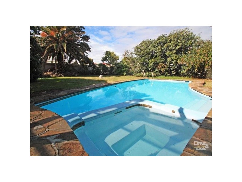 196 Esplanade, Port Noarlunga South SA 5167