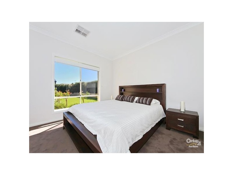 37 Nicholl Avenue, Aldinga Beach SA 5173