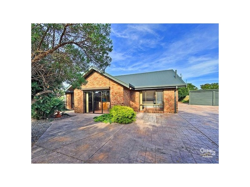 18 Helen Avenue, Aldinga Beach SA 5173