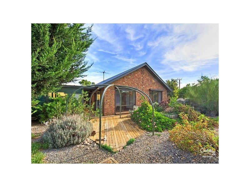 18 Helen Avenue, Aldinga Beach SA 5173