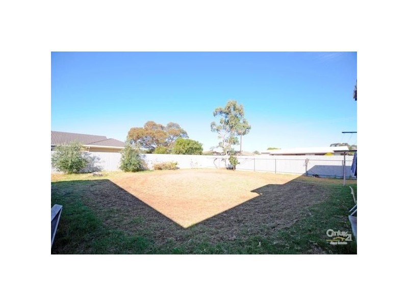 8 Stark Street, Aldinga Beach SA 5173