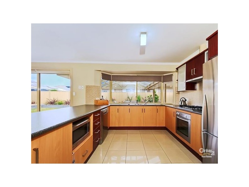 26 Nicholl Avenue, Aldinga Beach SA 5173