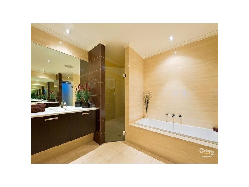 22 Whistlers Avenue, Aldinga Beach SA 5173