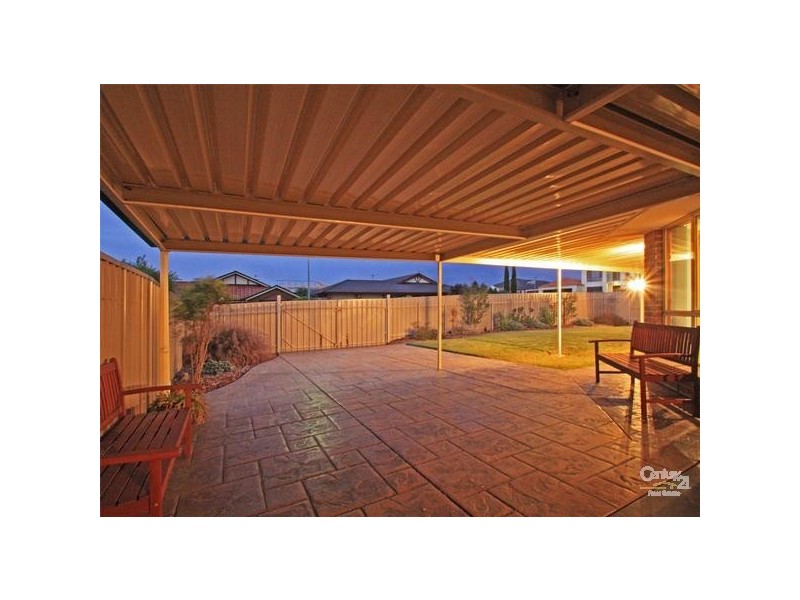 24 Spy Glass Hill Circuit, Seaford Rise SA 5169