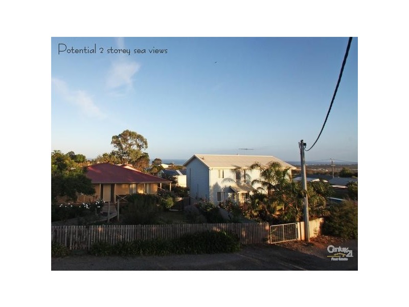 36 Stirling Avenue, Sellicks Beach SA 5174