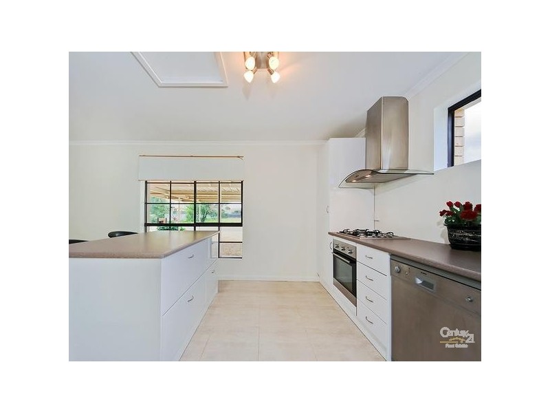 6 Darwalla Road, Aldinga Beach SA 5173