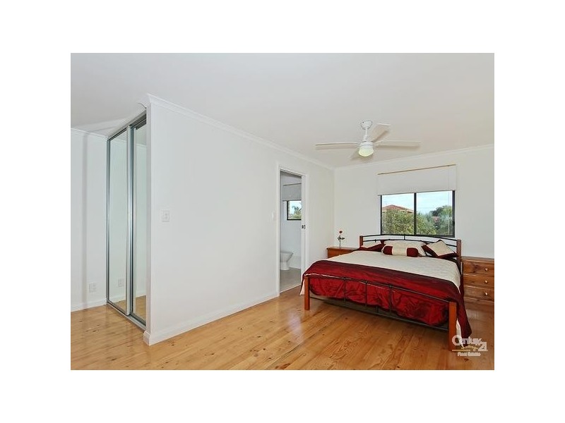 6 Darwalla Road, Aldinga Beach SA 5173