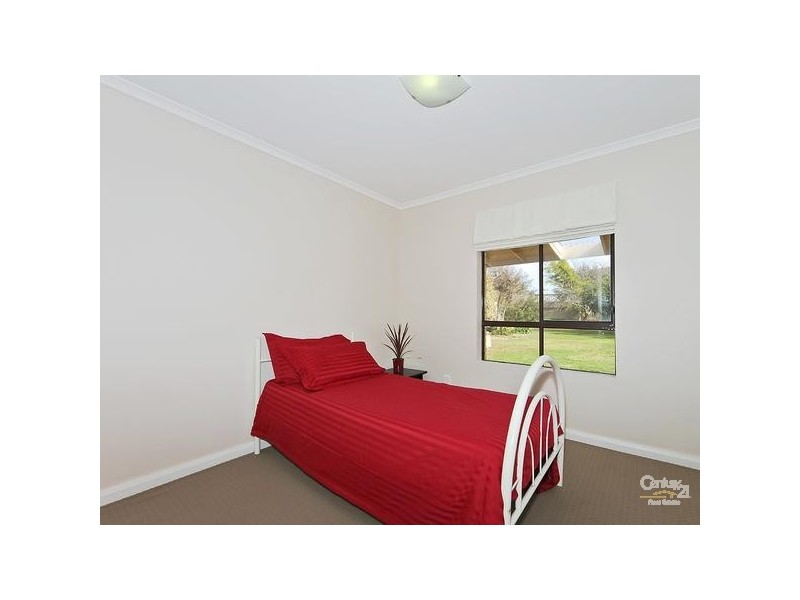 6 Darwalla Road, Aldinga Beach SA 5173