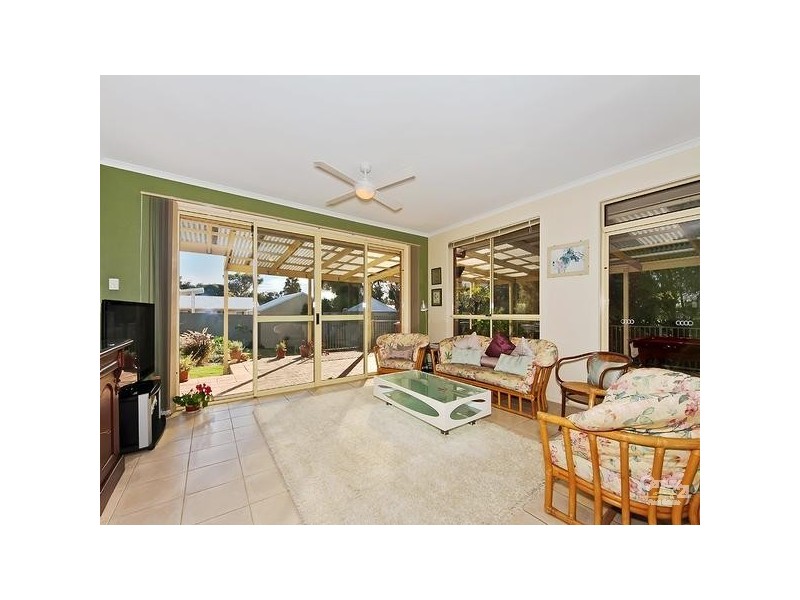 15 Sheoak Avenue, Aldinga Beach SA 5173