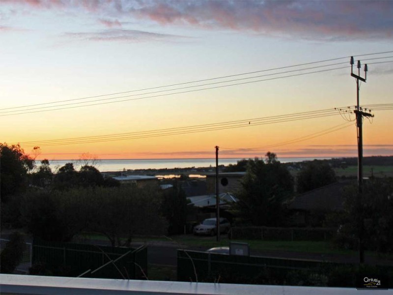 9 Tangier Boulevard, Sellicks Beach SA 5174