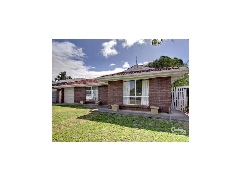 11 Caffrey Crescent, Port Willunga SA 5173
