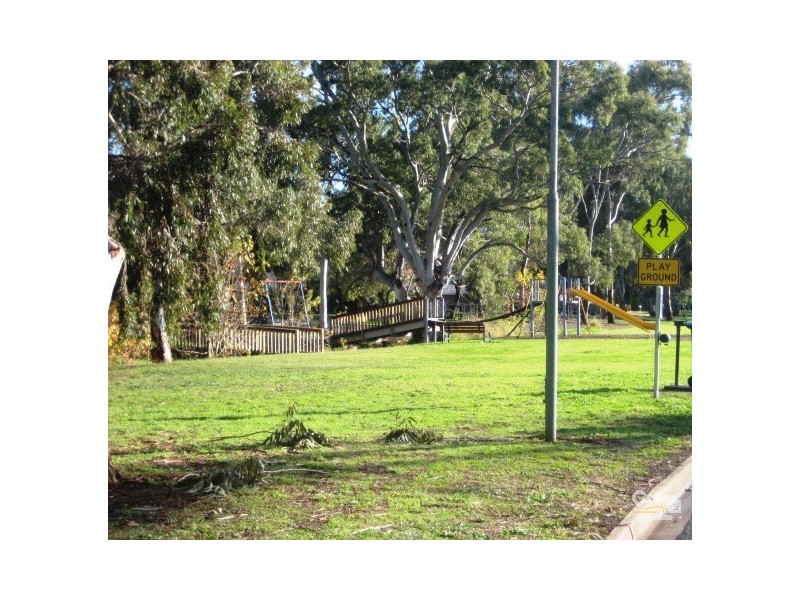 4 Nash Crescent, Morphett Vale SA 5162