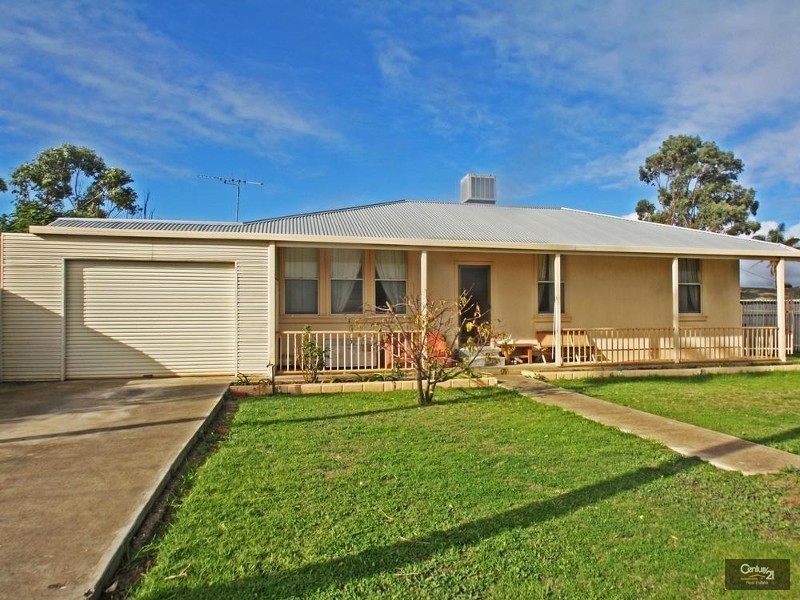 8 Stark Street, Aldinga Beach SA 5173