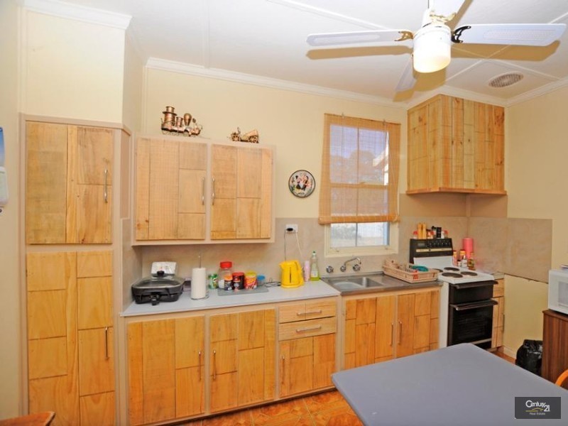 8 Stark Street, Aldinga Beach SA 5173