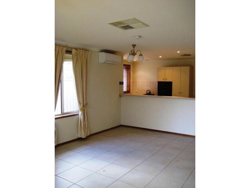 6 Corbyn Court, Moana SA 5169