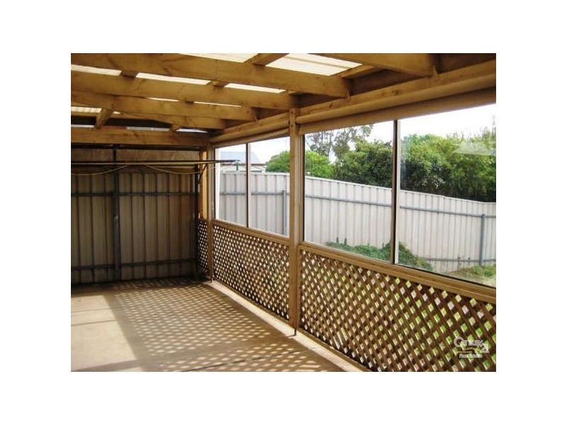 6 Corbyn Court, Moana SA 5169