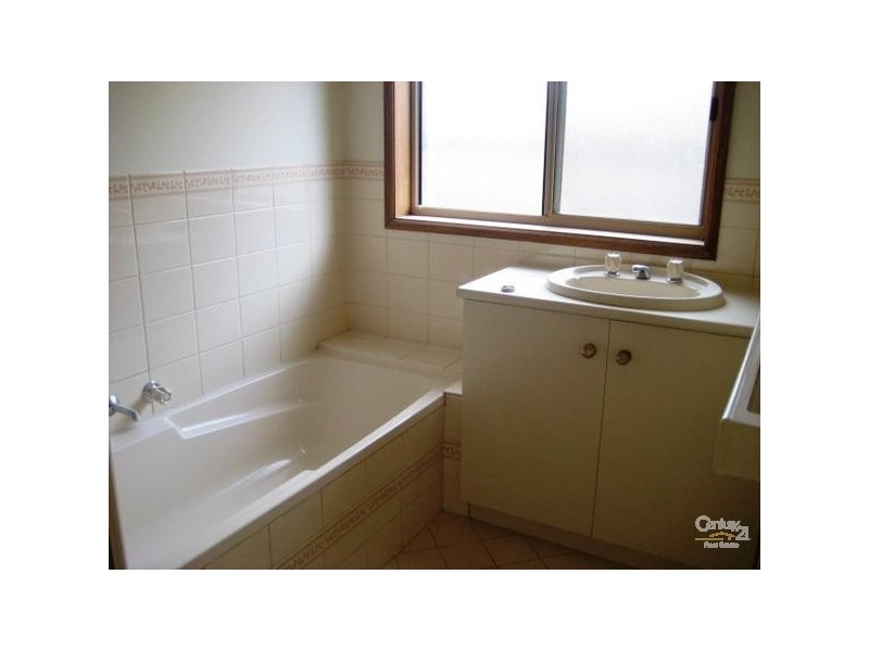 6 Corbyn Court, Moana SA 5169