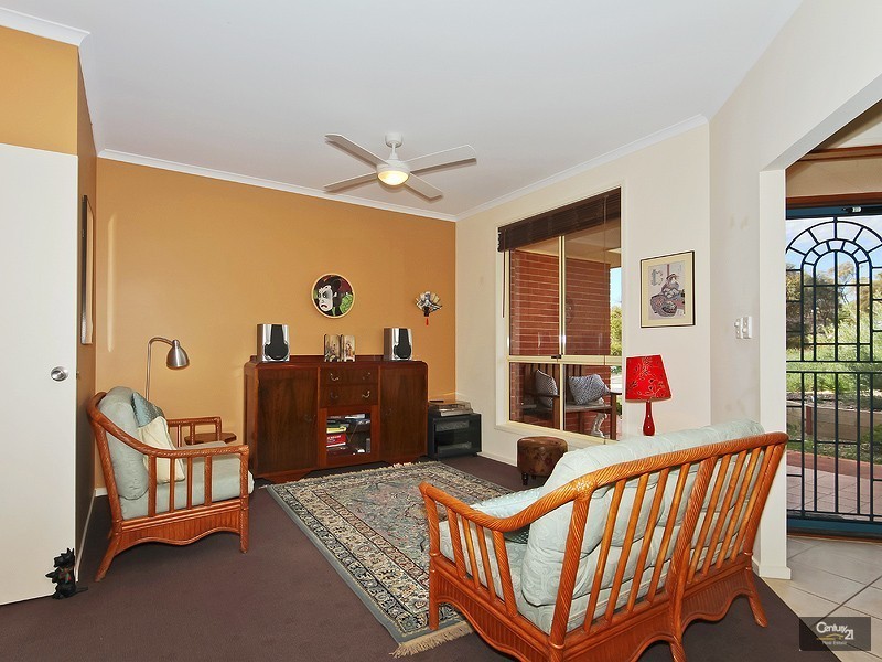 15 Sheoak Avenue, Aldinga Beach SA 5173