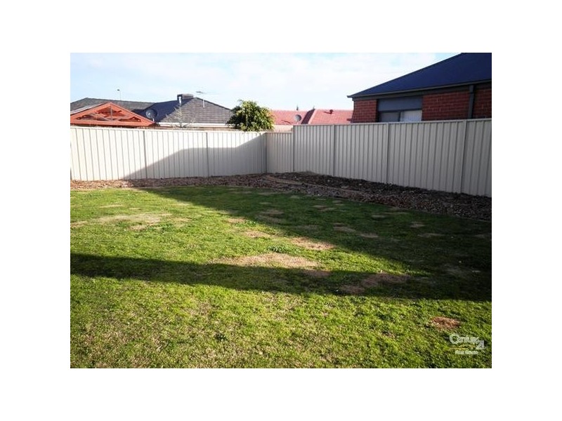 110 Quinliven Road, Aldinga Beach SA 5173