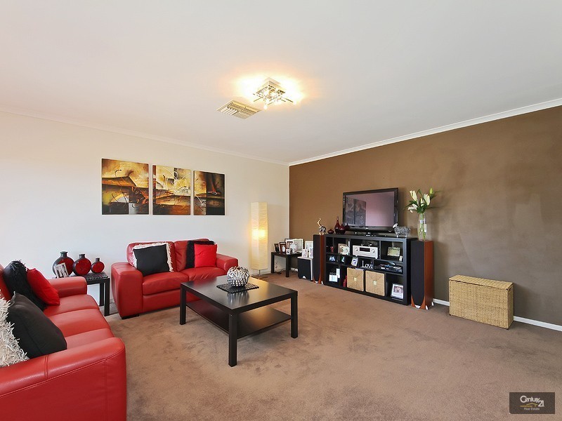 19 Waterford Circuit, Seaford Rise SA 5169