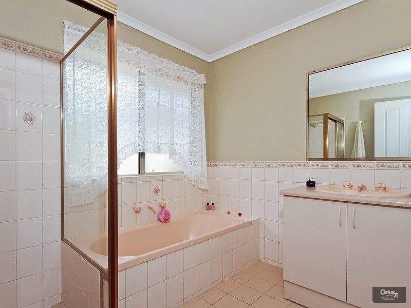 19 Waterford Circuit, Seaford Rise SA 5169