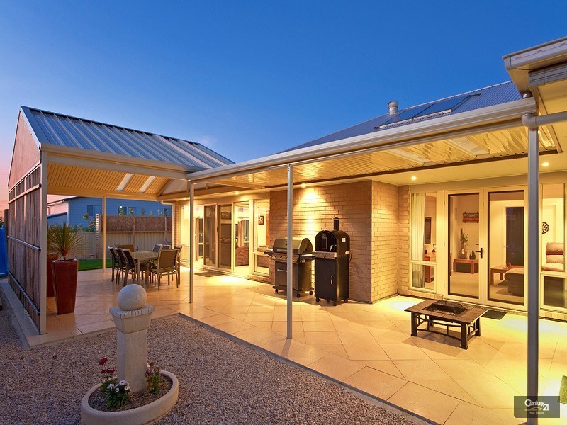 8 Crystal Harmony Court, Sellicks Beach SA 5174