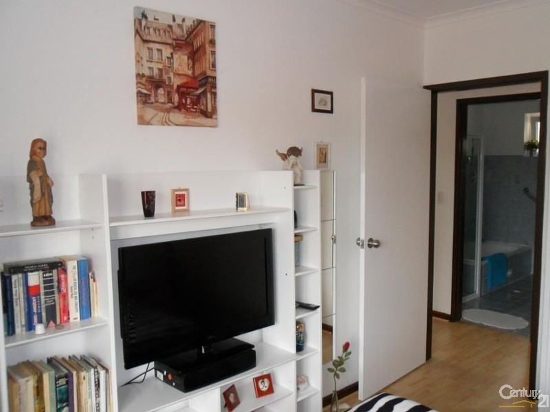 4/17 Storey Avenue, Aldinga Beach SA 5173