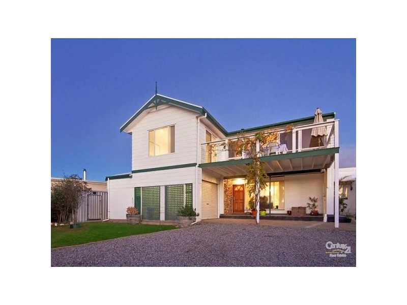 9 Tangier Blvd, Sellicks Beach SA 5174