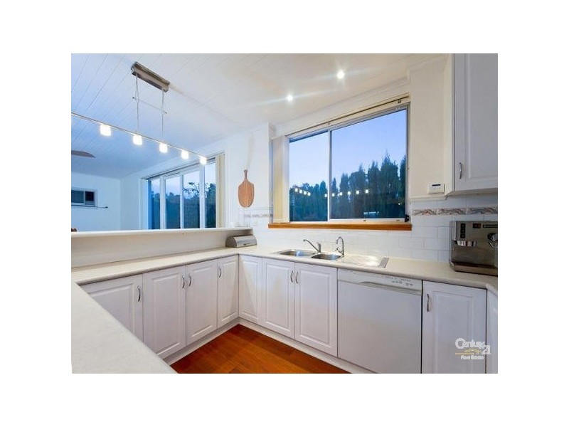 9 Tangier Blvd, Sellicks Beach SA 5174