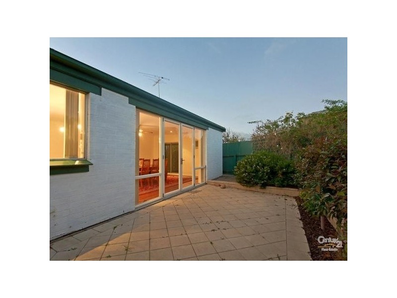 9 Tangier Blvd, Sellicks Beach SA 5174