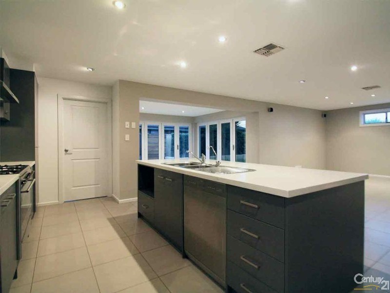 89 Kipsy Street, Aldinga Beach SA 5173