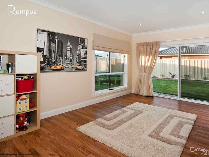10 Whistlers Avenue, Aldinga Beach SA 5173