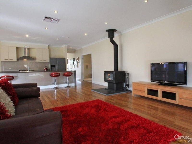 10 Whistlers Avenue, Aldinga Beach SA 5173