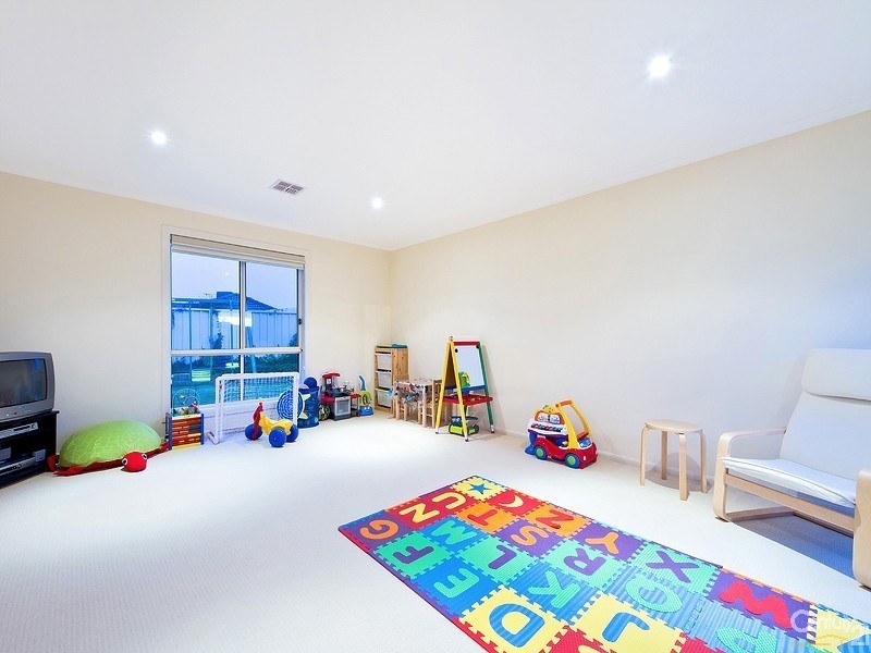 14 Urchin Crescent, Aldinga Beach SA 5173