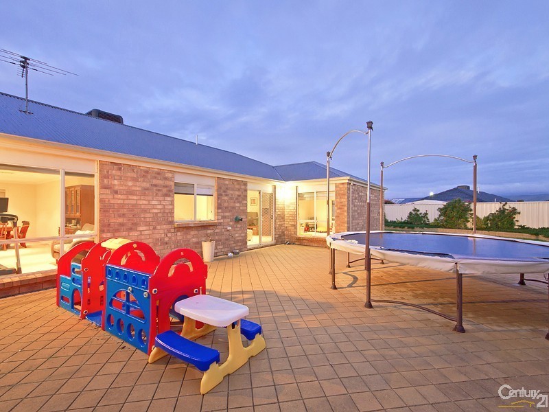 14 Urchin Crescent, Aldinga Beach SA 5173