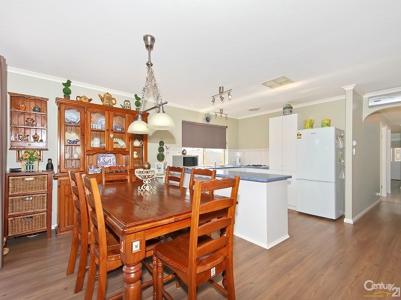 11 Spinnaker Court, Aldinga Beach SA 5173