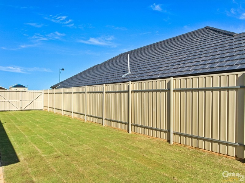 25 Lurline Boulevard, Sellicks Beach SA 5174