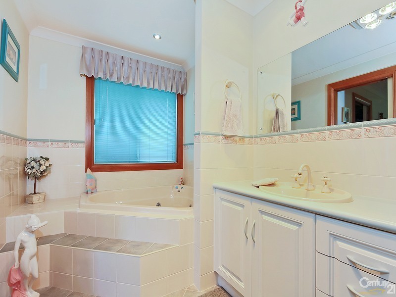 24 Spy Glass Hill Circuit, Seaford Rise SA 5169