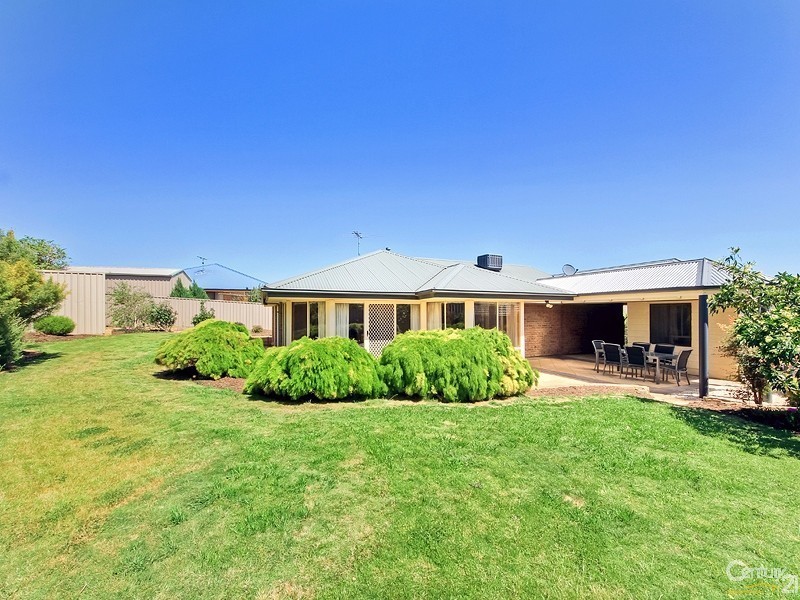 27 Coventry Circuit, Seaford Rise SA 5169
