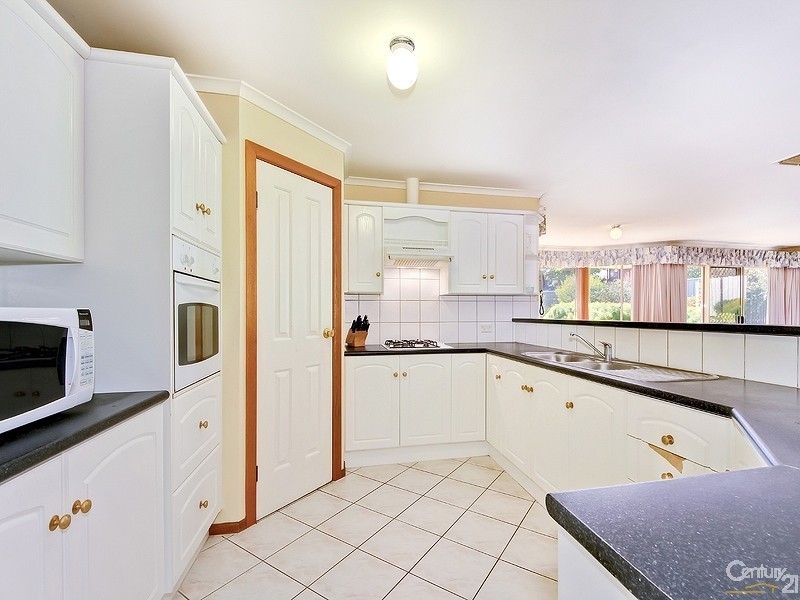 27 Coventry Circuit, Seaford Rise SA 5169