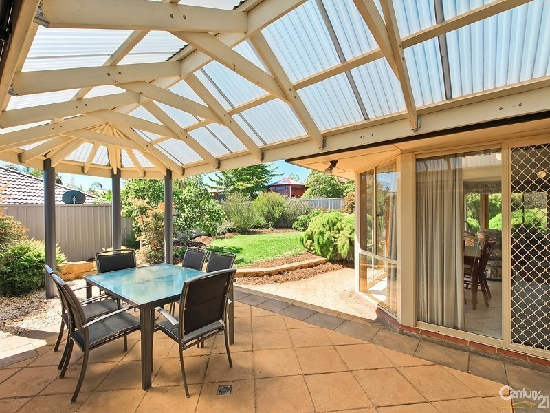 27 Coventry Circuit, Seaford Rise SA 5169