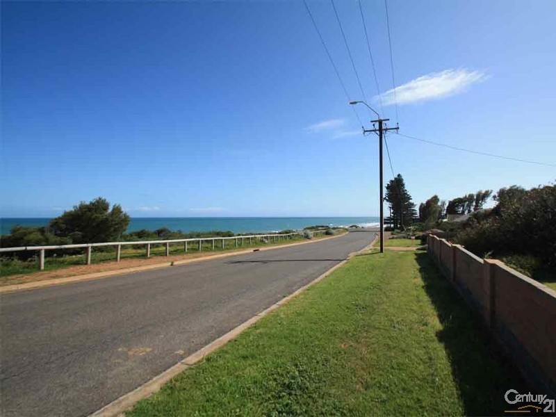 74 Esplanade, Sellicks Beach SA 5174