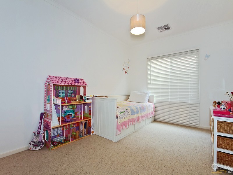 18 Whistlers Avenue, Aldinga Beach SA 5173