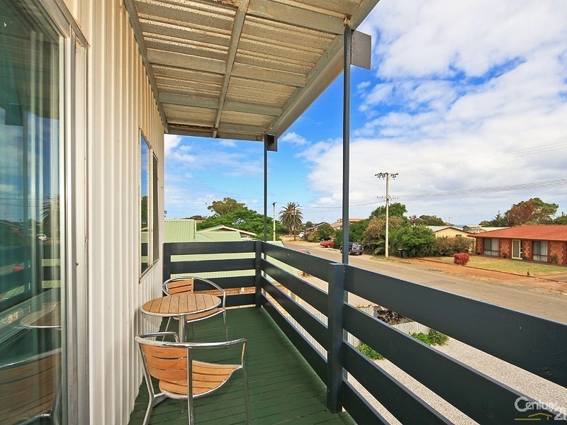 16 Stock Street, Aldinga Beach SA 5173