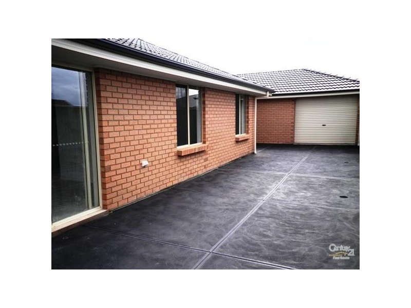 16 Sapphire Way, Aldinga Beach SA 5173