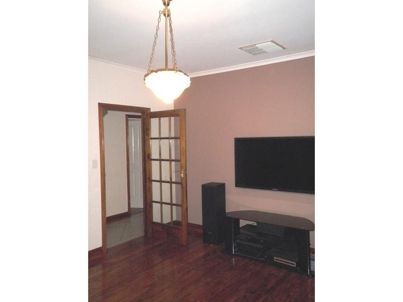 1 Chiton Ave, Seaford Rise SA 5169