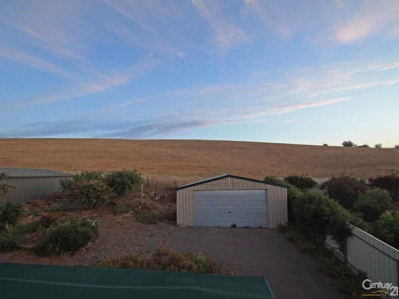 136 Wellington Avenue, Sellicks Beach SA 5174
